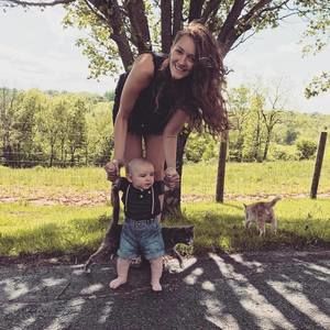 Meet your Posher, Taylor